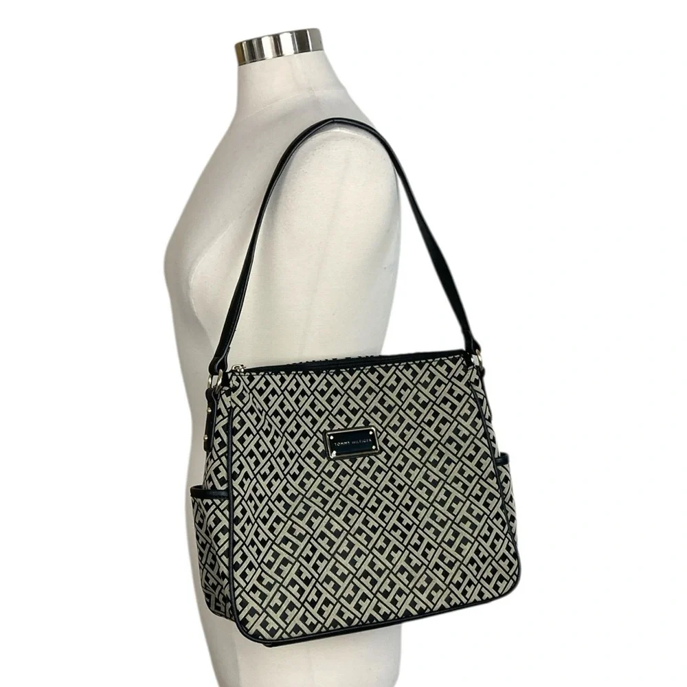 NEW Tommy Hilfiger Dark Brown Signature Print Hobo Bag